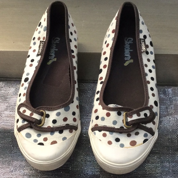 skechers women size 9